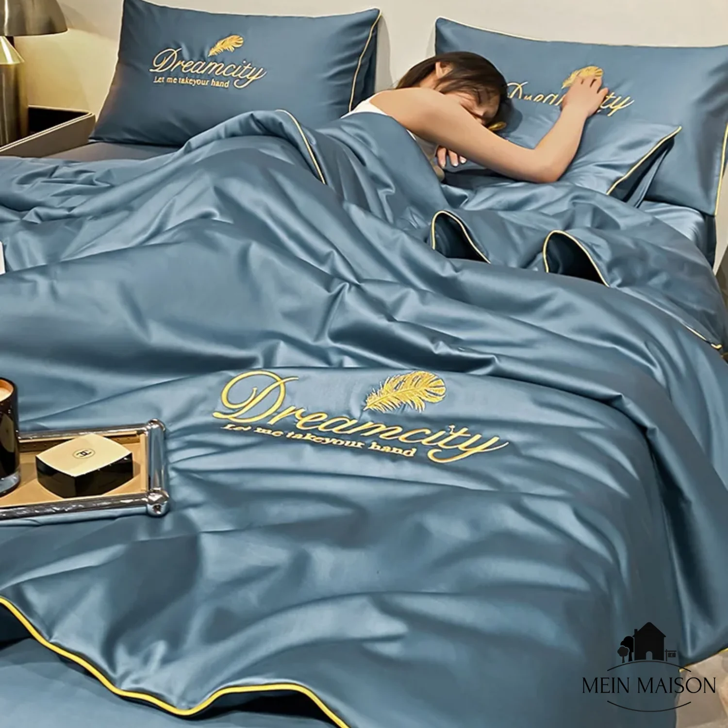 Cooling Blanket for Hot Sleepers | Ice Silk Cooling Fabric | Lightweight & Breathable - Image 9