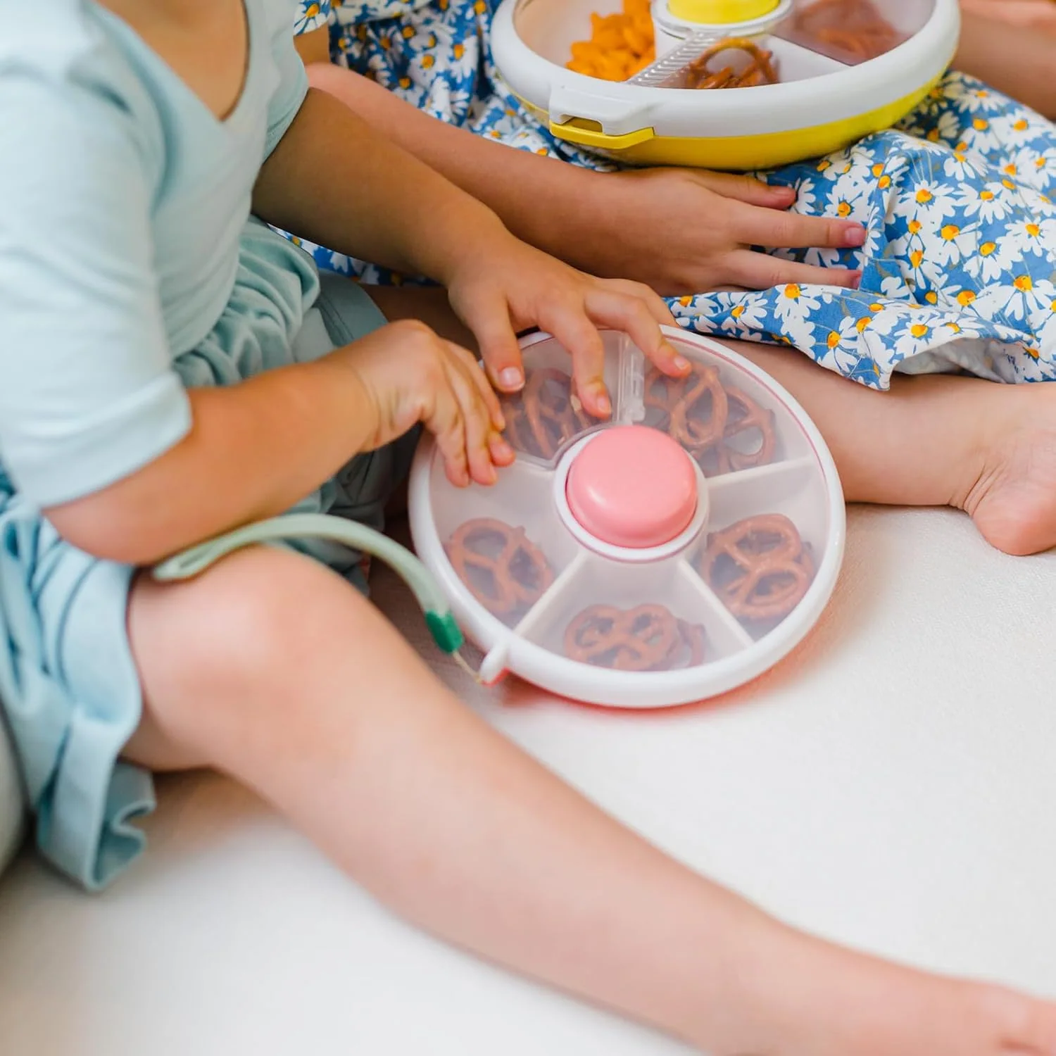 FunSnack – Store snacks fresh, tidy, and leak-proof – every time