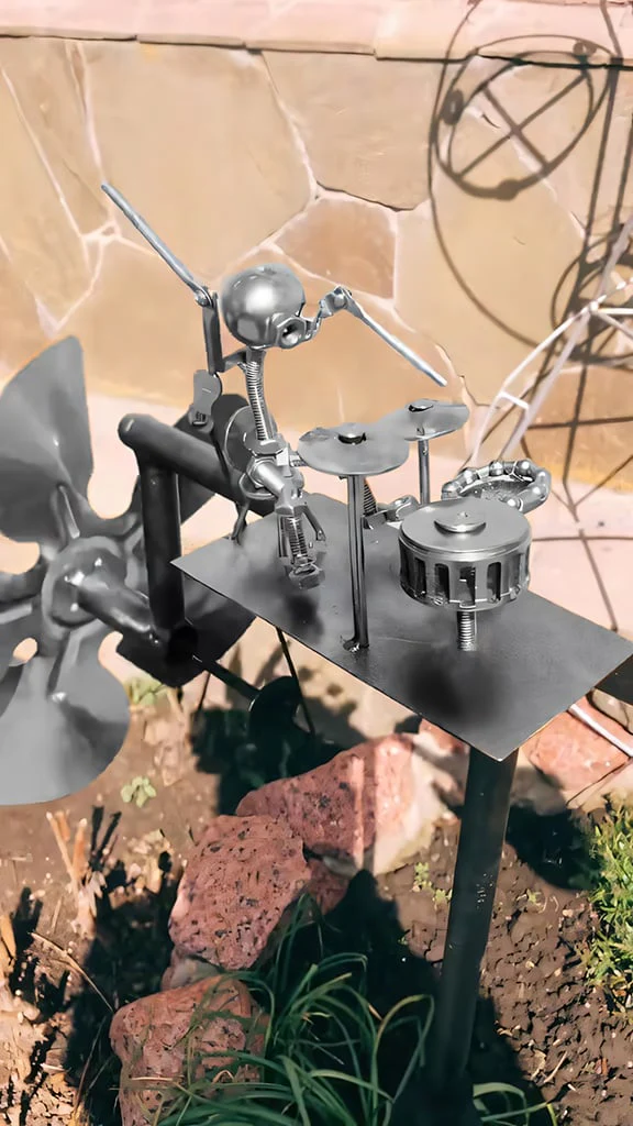 Garden Wind Spinner | Guitar & Musician Design | Hand-Welded Weatherproof Steel | 2.3 ft Spike - Image 8