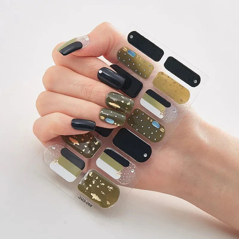 GlitzNail – Christmas Nails in Minutes, No Salon Needed - Image 19