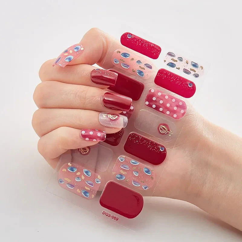 GlitzNail – Christmas Nails in Minutes, No Salon Needed - Image 20