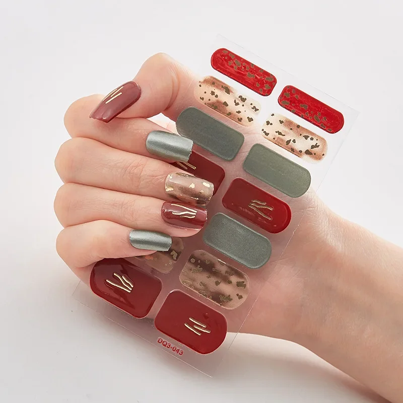 GlitzNail – Christmas Nails in Minutes, No Salon Needed - Image 34