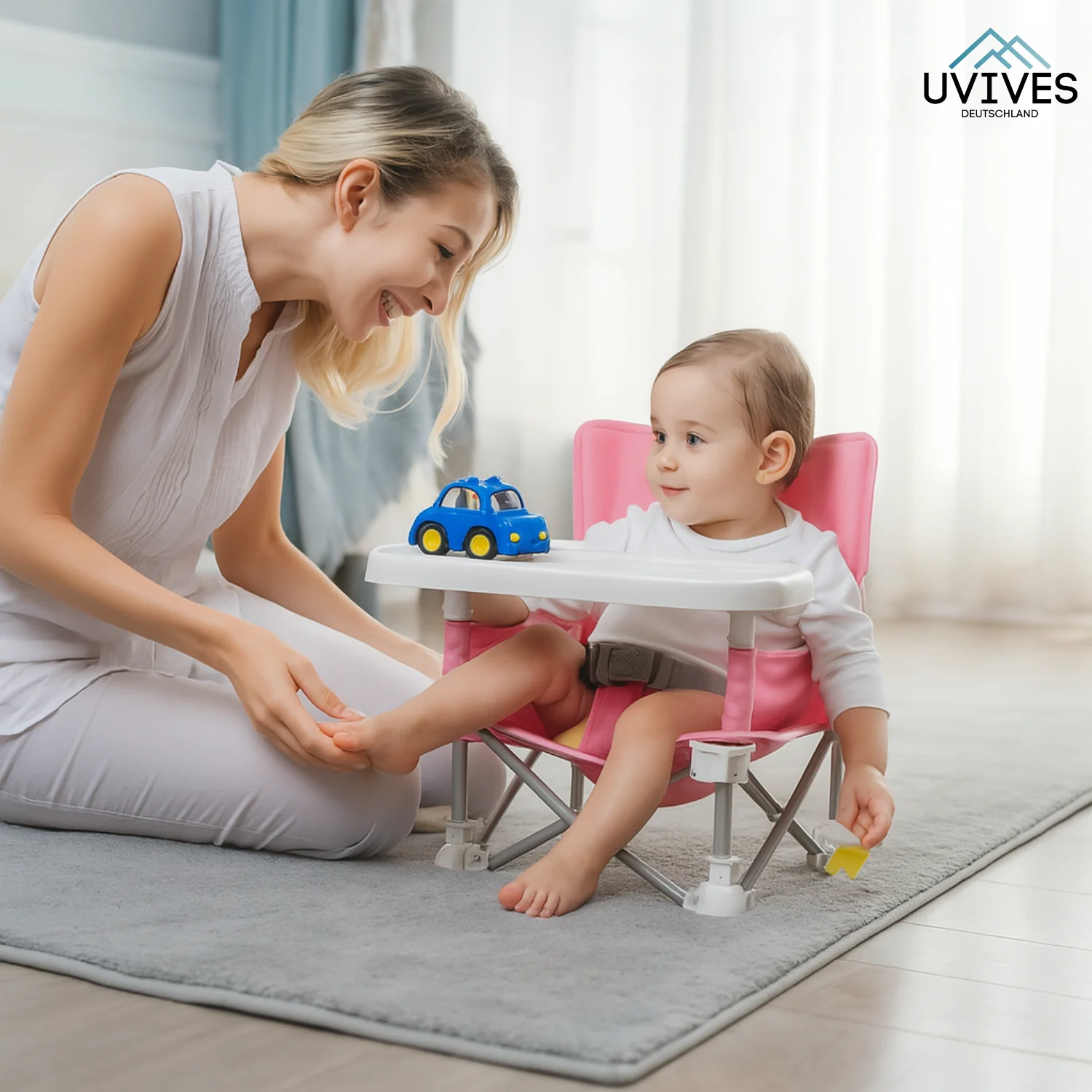 HuggleSeat – The Perfect Portable High Chair for Busy Families