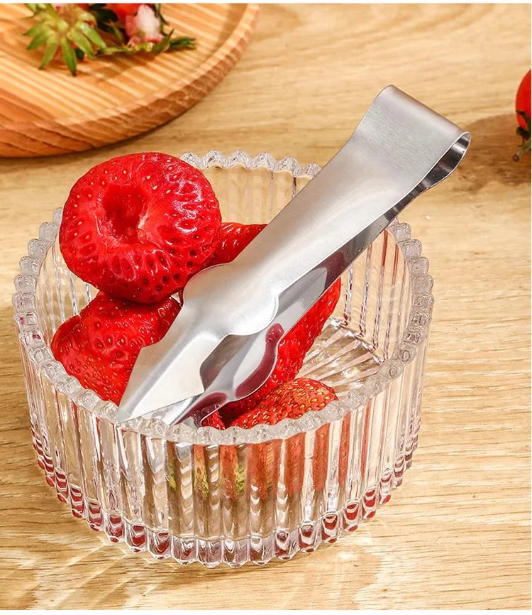 PineappleSwift - Quickly Removes Fruit Stems Without Crushing or Mess - Image 2