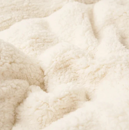 Plush Fleece Blanket | Reversible Flannel Design | 150 x 200 cm | Cozy Warmth - Image 13