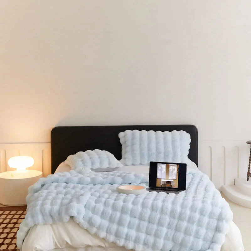 Reversible Blanket | Plush & Smooth Double-Sided | Polyester Fleece | Year-Round Warmth - Image 10