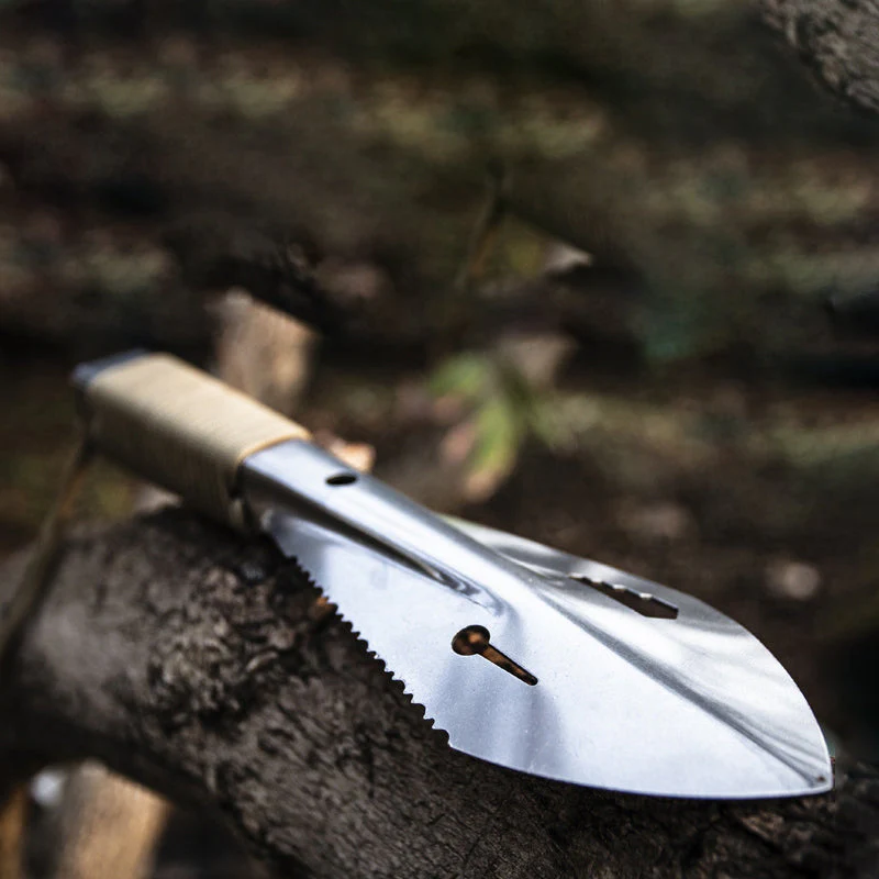 ShovelTrail - Simplify Outdoor Work with a Durable All-in-One Tool - Image 3