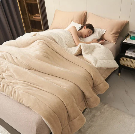 SoftHug - Luxurious Warm Fleece Winter Blanket