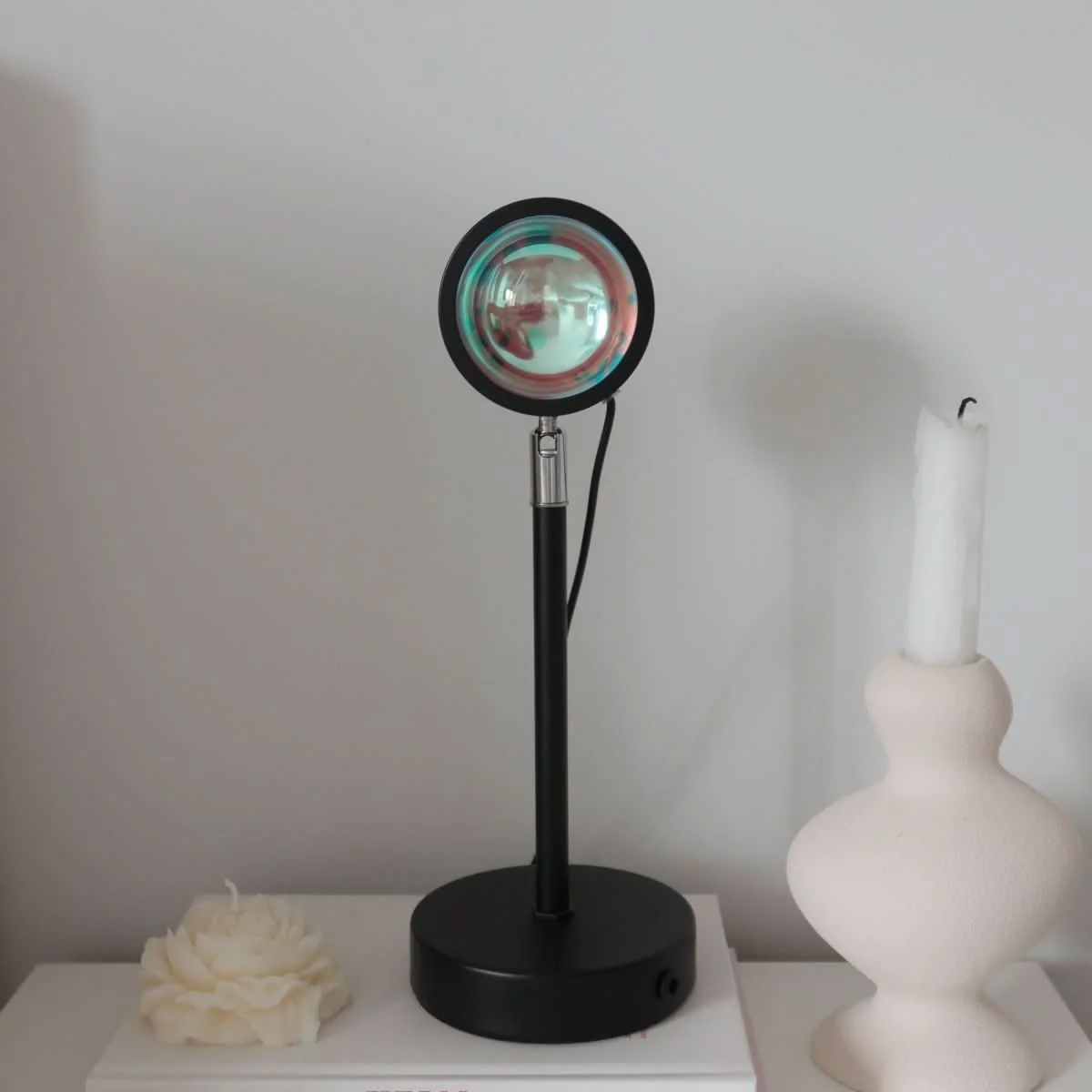 Sunset Lamp | Rotatable Projection Mood Light | Multiple Color Modes, USB Powered - Image 2