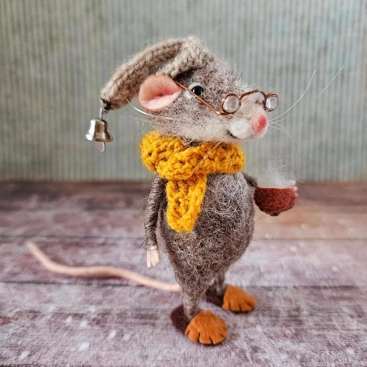 TinyTail – Handmade Mouse Full of Heart & Winter Magic - Image 28