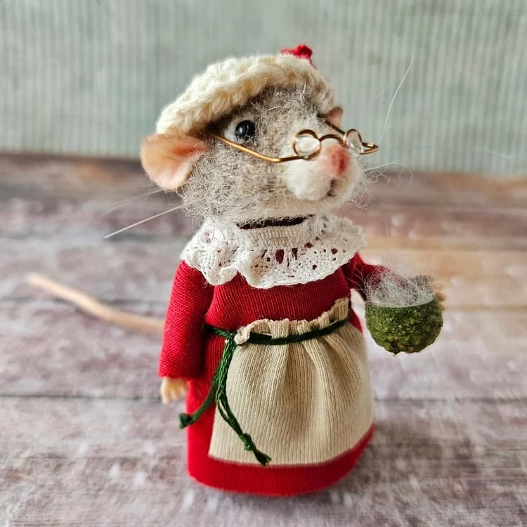 TinyTail – Handmade Mouse Full of Heart & Winter Magic - Image 30