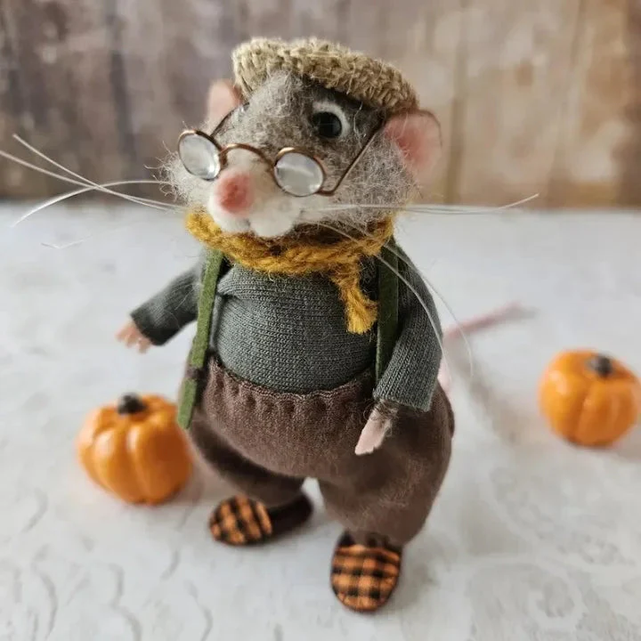TinyTail – Handmade Mouse Full of Heart & Winter Magic - Image 7